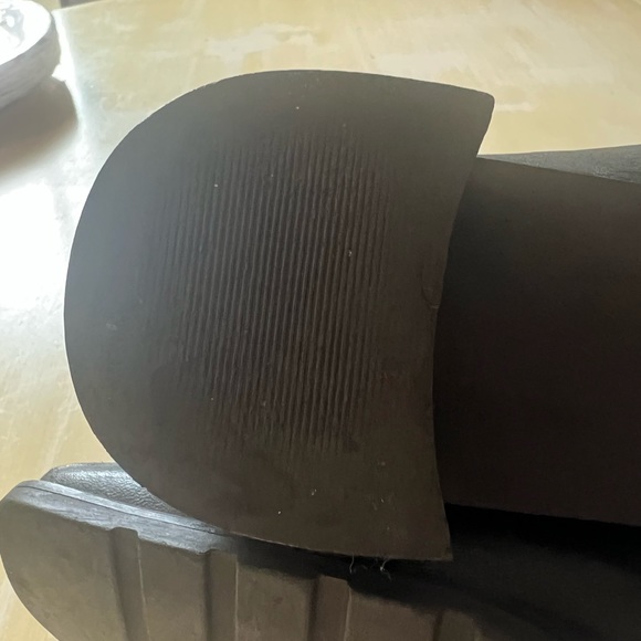 Stuart Weitzman ankle booties size 8 excellent condition - Picture 5 of 9